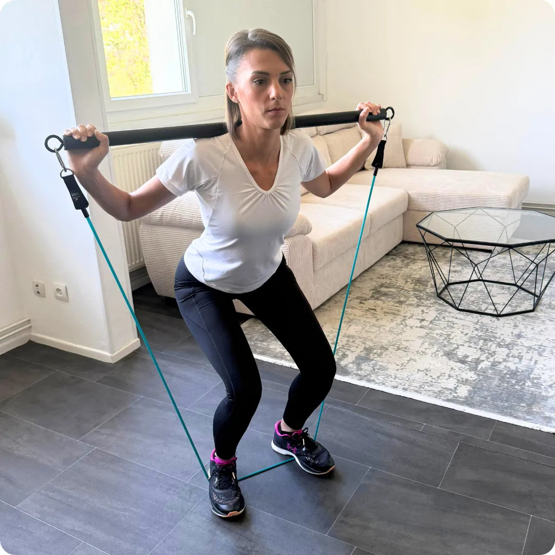 Squat avec les élastiques de résistance Xtendfit